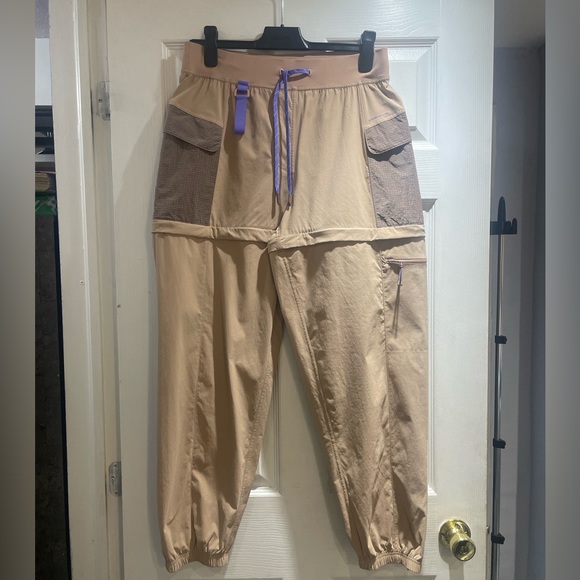 Lululemon Convertible High-Rise Hiking Jogger size 10 - Picture 3 of 6